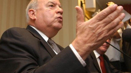 Insulza espera que con Obama se termine el embargo a Cuba