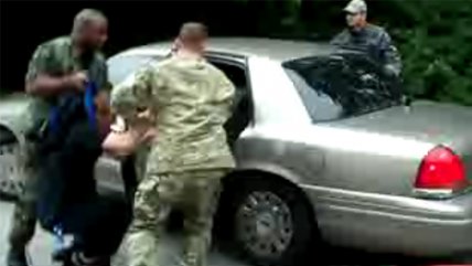   Militares de EE.UU. detienen de forma irregular a manifestante del G20 