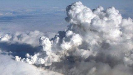   Experto: Vuelos chilenos a Europa no están en la ruta de las cenizas de volcán islandés 