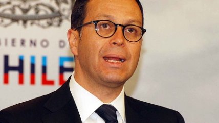 Ministro del Interior respaldó unión civil de parejas homosexuales