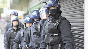   Scotland Yard detuvo a 1.210 personas por últimos disturbios en Londres 