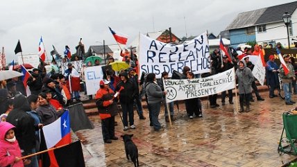 Dirigente de Aysén: La violencia de Carabineros contra toda la población es descomunal