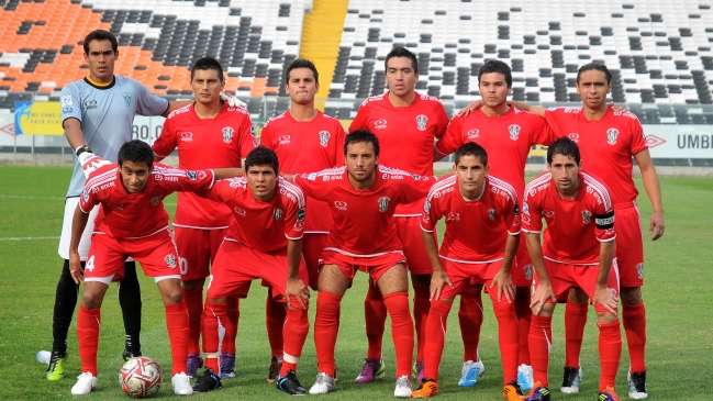Se programaron duelos entre Linares y Copiapó por el ascenso a Primera B Se programaron duelos entre Linares y Copiapó por el ascenso a Primera B