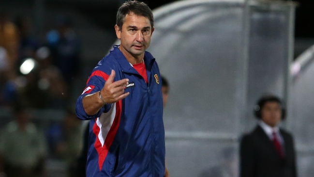 Rangers anunció que Dalcio Giovagnoli seguirá como su entrenador