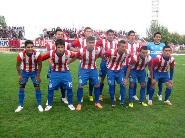 Deportes Linares organiza campaña para reunir dinero y participar de la Segunda División Deportes Linares organiza campaña para reunir dinero y participar de la Segunda División
