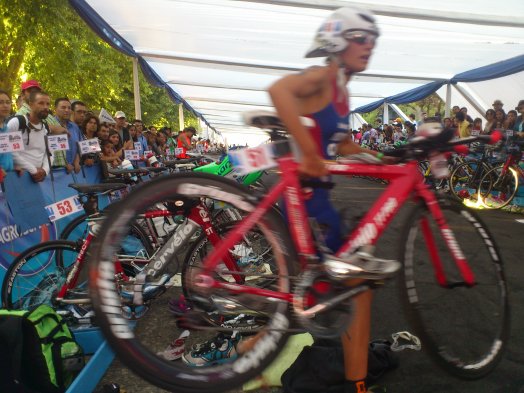Este domingo 13 de enero se realizó el Ironman de Pucón 70.3, que contempló un trazado de 1.9 km de natación, 90 km de ciclismo y 21 km de trote. La prueba la ganó el brasileño Reinaldo Colucci en varones, mientras que en las damas la vencedora fue la chilena Valentina Carvallo. Este domingo 13 de enero se realizó el Ironman de Pucón 70.3, que contempló un trazado de 1.9 km de natación, 90 km de ciclismo y 21 km de trote. La prueba la ganó el brasileño Reinaldo Colucci en varones, mientras que en las damas la vencedora fue la chilena Valentina Carvallo.