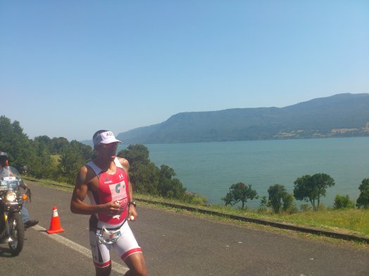 Este domingo 13 de enero se realizó el Ironman de Pucón 70.3, que contempló un trazado de 1.9 km de natación, 90 km de ciclismo y 21 km de trote. La prueba la ganó el brasileño Reinaldo Colucci en varones, mientras que en las damas la vencedora fue la chilena Valentina Carvallo. Este domingo 13 de enero se realizó el Ironman de Pucón 70.3, que contempló un trazado de 1.9 km de natación, 90 km de ciclismo y 21 km de trote. La prueba la ganó el brasileño Reinaldo Colucci en varones, mientras que en las damas la vencedora fue la chilena Valentina Carvallo.