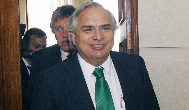 Carabineros detuvo a tres militares bolivianos armados en territorio chileno Carabineros detuvo a tres militares bolivianos armados en territorio chileno