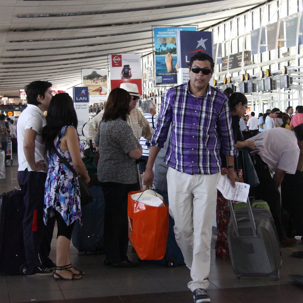 Sernac dio 10 días a LAN para responder a sus clientes Sernac dio 10 días a LAN para responder a sus clientes