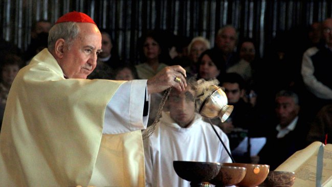 Cardenal Francisco Javier Errázuriz descartó ser candidato para suceder a Benedicto XVI Cardenal Francisco Javier Errázuriz descartó ser candidato para suceder a Benedicto XVI