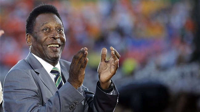 Pelé criticó la falta de experiencia internacional de Neymar y pidió su partida a FC Barcelona Pelé criticó la falta de experiencia internacional de Neymar y pidió su partida a FC Barcelona