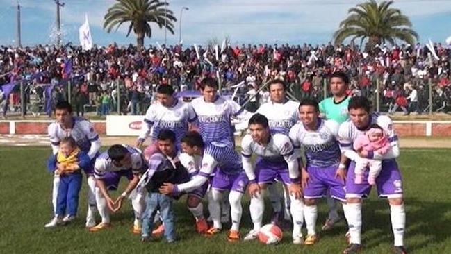 San Antonio Unido derrotó a Melipilla en su regreso al profesionalismo después de 29 años San Antonio Unido derrotó a Melipilla en su regreso al profesionalismo después de 29 años