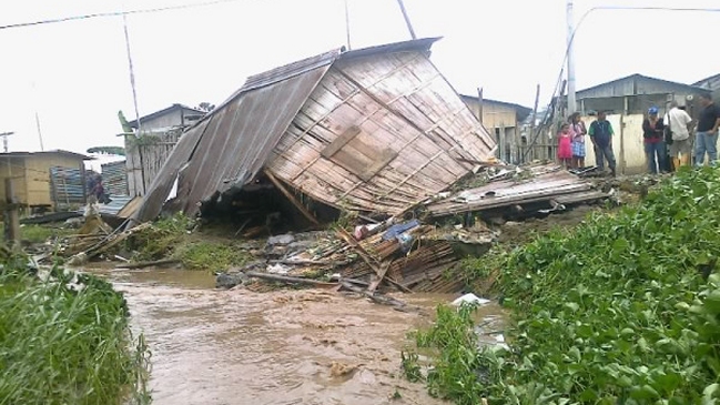 Lluvias en Ecuador dejan al menos tres muertos Lluvias en Ecuador dejan al menos tres muertos