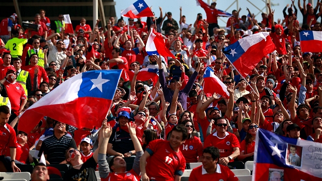 Metro reforzará su servicio para facilitar el transporte de hinchas al partido Chile-Uruguay Metro reforzará su servicio para facilitar el transporte de hinchas al partido Chile-Uruguay