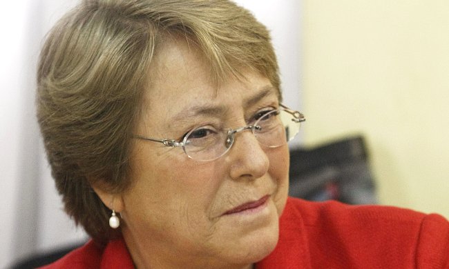 Bachelet: Es regresivo que quienes pueden pagar la educación no paguen