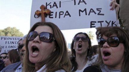  Chipre reconoció que necesita 23.000 millones de euros  