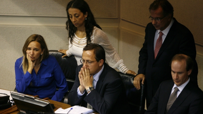 Revise la acusación constitucional que destituyó a Beyer Revise la acusación constitucional que destituyó a Beyer