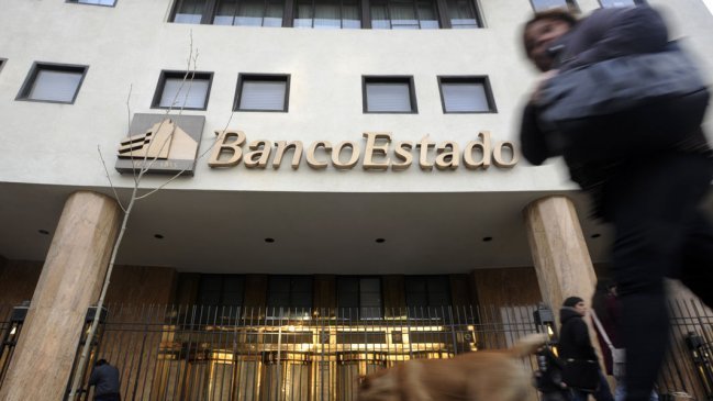 BancoEstado pagará 5.300 millones a clientes por cláusulas abusivas BancoEstado pagará 5.300 millones a clientes por cláusulas abusivas
