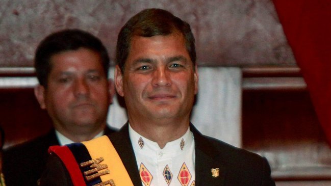 Rafael Correa criticó rol de El Mercurio en golpe de Estado contra Allende Rafael Correa criticó rol de El Mercurio en golpe de Estado contra Allende