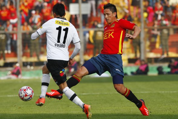 La escuadra de Unión Española venció por 1-0 a Colo Colo en el Estadio Santa Laura y se proclamó por séptima vez como campeón del futbol chileno. La escuadra de Unión Española venció por 1-0 a Colo Colo en el Estadio Santa Laura y se proclamó por séptima vez como campeón del futbol chileno.