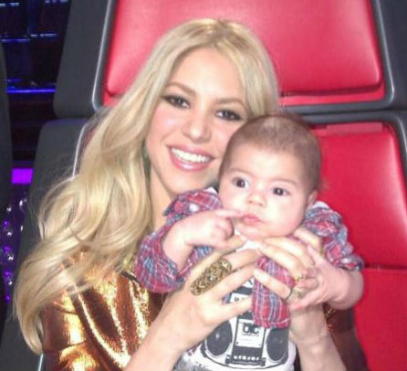 Shakira: Shakira: