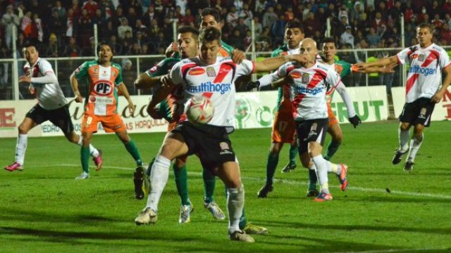 Cobresal sale a asegurar su permanencia en Primera ante Curicó Unido Cobresal sale a asegurar su permanencia en Primera ante Curicó Unido