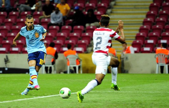 España y Francia buscan el paso a octavos de final en el Mundial sub 20