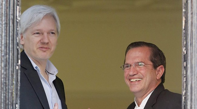 Assange dijo que Snowden está Assange dijo que Snowden está