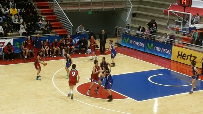 Chile peleó ante Brasil en derrota inicial en el Sudamericano femenino Chile peleó ante Brasil en derrota inicial en el Sudamericano femenino