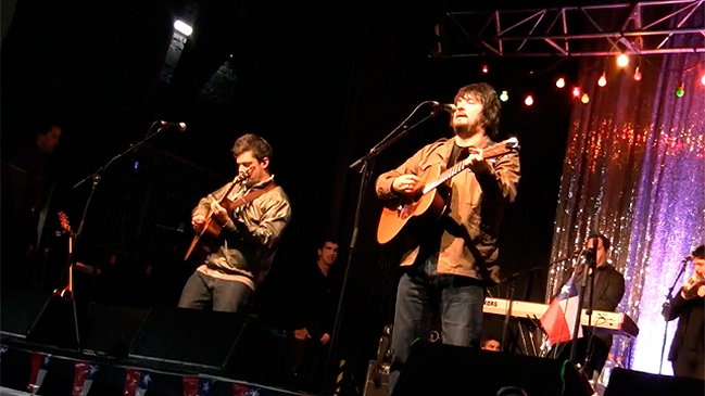 Los Tres lanzó Los Tres lanzó