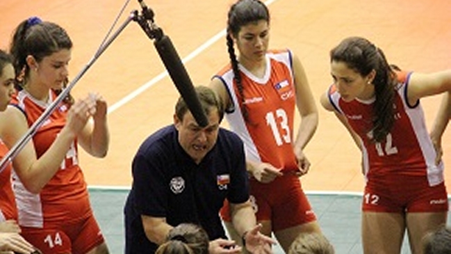 Selección femenina cayó por cuarta vez en el Sudamericano de Perú Selección femenina cayó por cuarta vez en el Sudamericano de Perú
