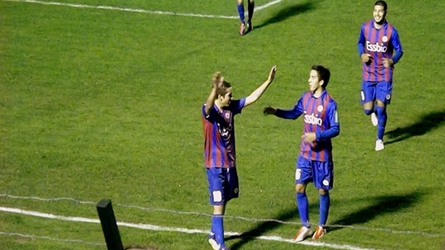 Iberia alcanzó a Puerto Montt en el liderato de la Segunda División tras golear a Unión Española Iberia alcanzó a Puerto Montt en el liderato de la Segunda División tras golear a Unión Española