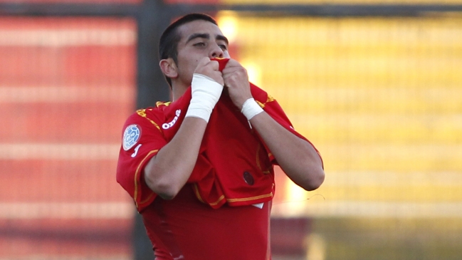 Unión Española aplastó a Colo Colo por la Segunda División Unión Española aplastó a Colo Colo por la Segunda División