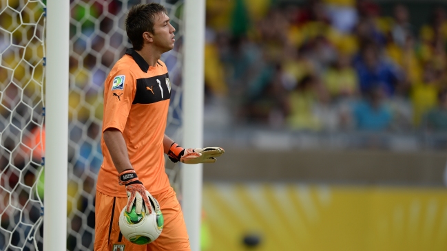 Fernando Muslera quedó descartado en Uruguay para el repechaje ante Jordania Fernando Muslera quedó descartado en Uruguay para el repechaje ante Jordania