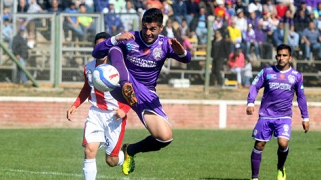 Puerto Montt sigue liderando la Segunda División tras empate con Melipilla Puerto Montt sigue liderando la Segunda División tras empate con Melipilla