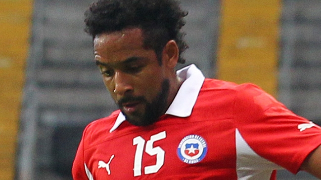 Jean Beausejour suma opciones de ser titular ante Inglaterra Jean Beausejour suma opciones de ser titular ante Inglaterra