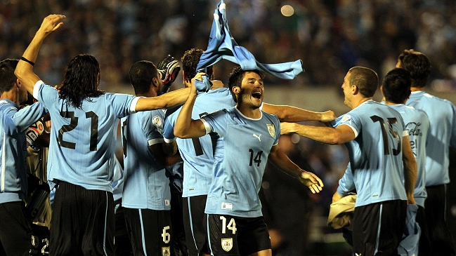 Prensa uruguaya tras clasificación al Mundial: Prensa uruguaya tras clasificación al Mundial:
