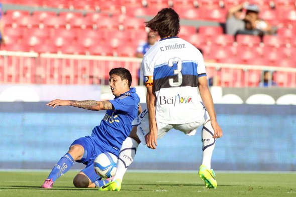 El Estadio Nacional fue el escenario donde U. de Chile venció por 1-0 al colista del Torneo de Apertura, Huachipato, en duelo correspondiente a la fecha 15 del certamen criollo. El Estadio Nacional fue el escenario donde U. de Chile venció por 1-0 al colista del Torneo de Apertura, Huachipato, en duelo correspondiente a la fecha 15 del certamen criollo.
