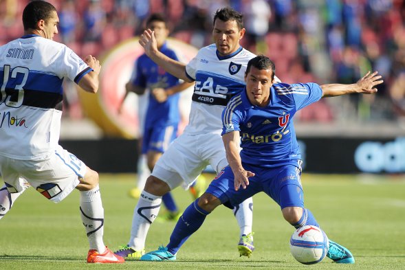El Estadio Nacional fue el escenario donde U. de Chile venció por 1-0 al colista del Torneo de Apertura, Huachipato, en duelo correspondiente a la fecha 15 del certamen criollo. El Estadio Nacional fue el escenario donde U. de Chile venció por 1-0 al colista del Torneo de Apertura, Huachipato, en duelo correspondiente a la fecha 15 del certamen criollo.