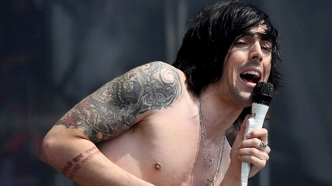 Ex cantante de Lostprophets admitió que intentó violar a un bebé Ex cantante de Lostprophets admitió que intentó violar a un bebé