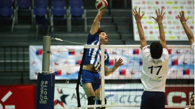 Linares venció a Thomas Morus y se alzó como campeón de la liga de voleibol Linares venció a Thomas Morus y se alzó como campeón de la liga de voleibol