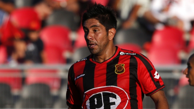 ¿Qué jugadores han vestido las camisetas de Rangers y U. de Chile?