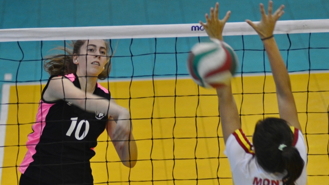Manquehue quedó a un paso de la final de la Copa Providencia de voleibol Manquehue quedó a un paso de la final de la Copa Providencia de voleibol
