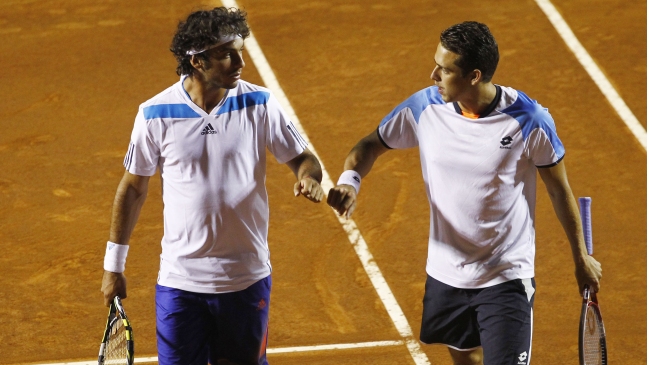 La dupla chilena de Lama y Sáez tuvo debut y despedida en el ATP de Viña La dupla chilena de Lama y Sáez tuvo debut y despedida en el ATP de Viña