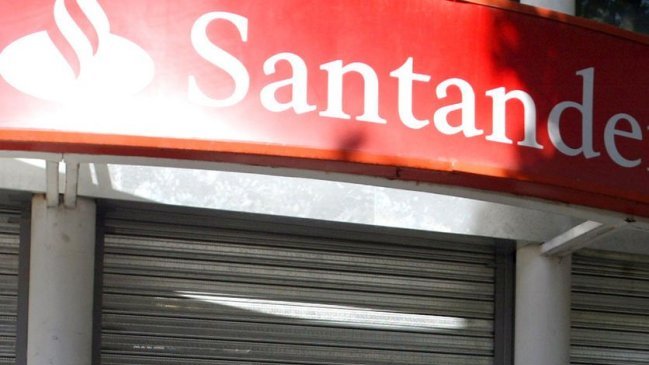 Sernac espera que Banco Santander pague Sernac espera que Banco Santander pague