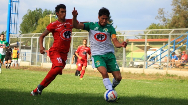 El líder Puerto Montt salvó un empate en su visita a Linares por la Segunda División El líder Puerto Montt salvó un empate en su visita a Linares por la Segunda División