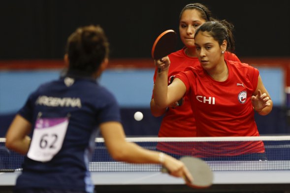 Este martes comenzó la primera ronda de tenis de mesa en los Juegos Sudamericanos de Santiago. La competencia se desarrolló en el Gimnasio Olímpico de San Miguel. Este martes comenzó la primera ronda de tenis de mesa en los Juegos Sudamericanos de Santiago. La competencia se desarrolló en el Gimnasio Olímpico de San Miguel.