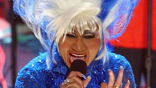 Celia Cruz ya es parte del Paseo de la Fama del Teatro Apollo Celia Cruz ya es parte del Paseo de la Fama del Teatro Apollo