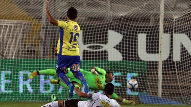 Universidad de Concepción derribó a Colo Colo y le quitó su invicto en el Clausura