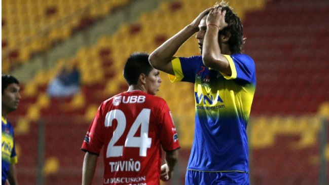 Everton complicó su permanencia en Primera División tras empatar con Ñublense Everton complicó su permanencia en Primera División tras empatar con Ñublense